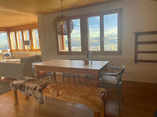 المرافق, Chalet Seeblick in سارنين