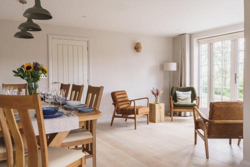 Facilities, Shepherds Rock and Gilpin Rooms in Mitchelland