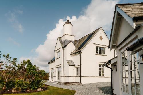 Exterior view, Shepherds Rock and Gilpin Rooms in Mitchelland