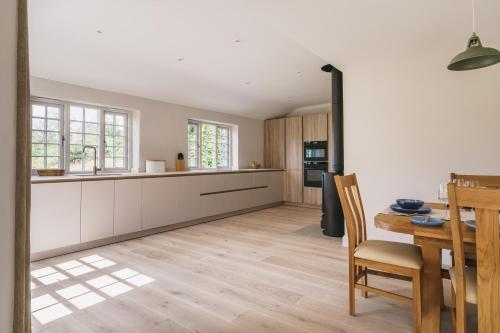 Kitchen, Shepherds Rock and Gilpin Rooms in Mitchelland