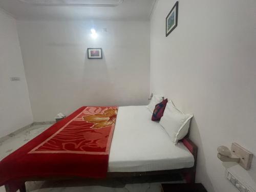 Deluxe Single Room image 10