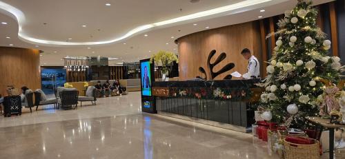 Jay Suite 2