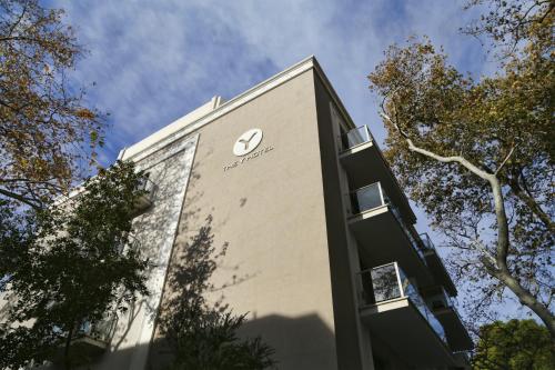 The Y Hotel - image 2