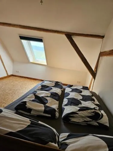 Günstig schlafen, Ferienwohnung auf dem 3Seithof, Monteurswohnung in Kamenz, Deutschland