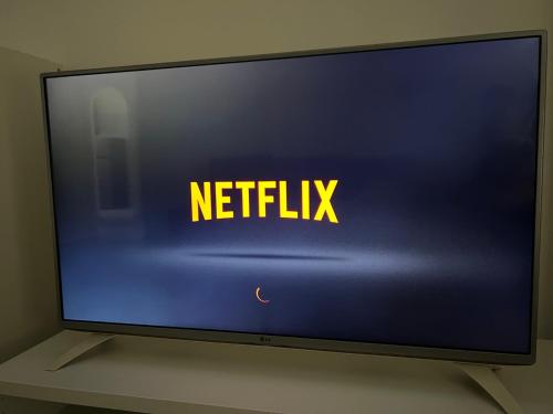 DUOMO A 20 MINUTI Netflix WiFi da Juls Home 4