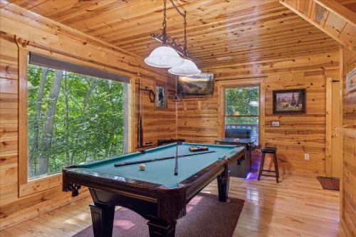 Sleepy Willow Cabin in Sevierville, USA