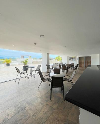 5 min de la playa - Cómoda suite con piscina (5 min de la playa - Comoda suite con piscina) in 科羅納多海灘