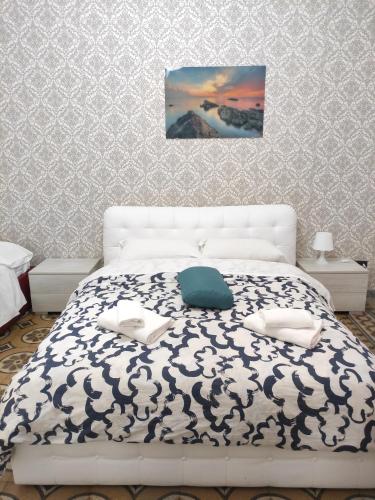 Anas Place Roma - image 2