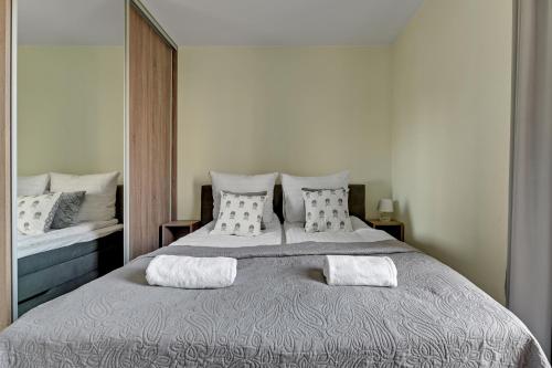 One-Bedroom Premium Apartment image 10
