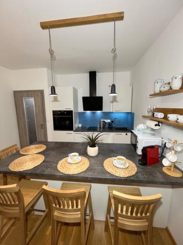 keittiö, Slunečný apartmán (Slunecny apartman) in Cerny Dul