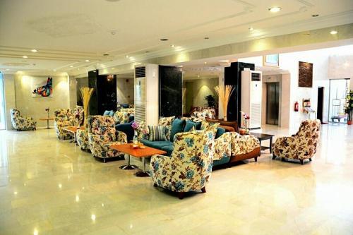 Danat Park Hotel