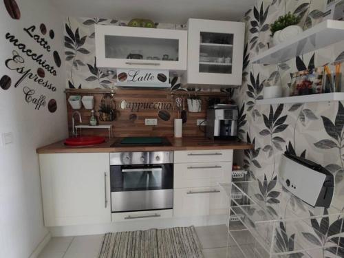 Ferienwohnung Zum Wäldchen (Ferienwohnung Zum Waldchen) in ไฮย์เกอร์