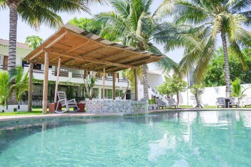 Villa Mona Casa en la Playa – khách sạn tại Iztapa