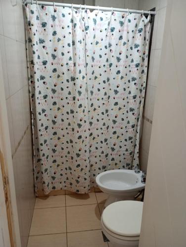 One-Bedroom Apartment image 10