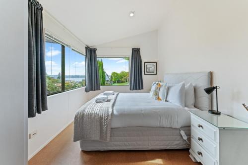 Lake-view Hideaway - Acacia Bay in 相思灣