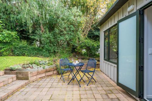 Lake-view Hideaway - Acacia Bay - image 5