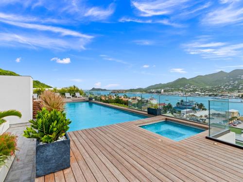 周辺観光スポット, The Hills Residence in シンプソンベイ