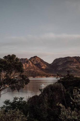 Sentinel at Freycinet, Coles Bay