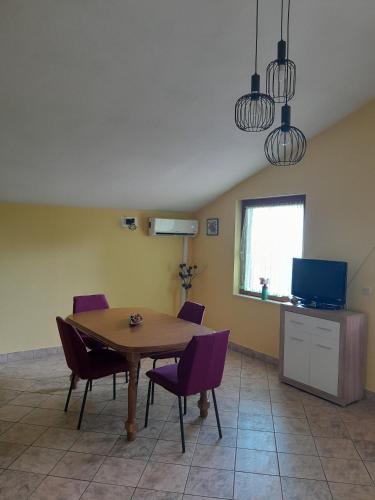 Apartments with a parking space Mudri Dolac Hvar - 4043 - image 9