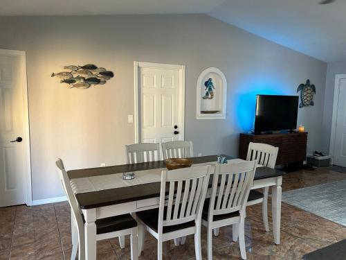 Létesítmények, Blue Beach Pool House in Port Orange (FL)