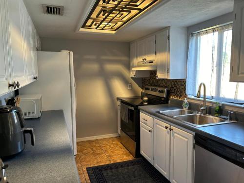 Konyha, Blue Beach Pool House in Port Orange (FL)