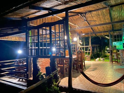 Bambua Nature Cottages and Hostel near Sabang Tengerpart