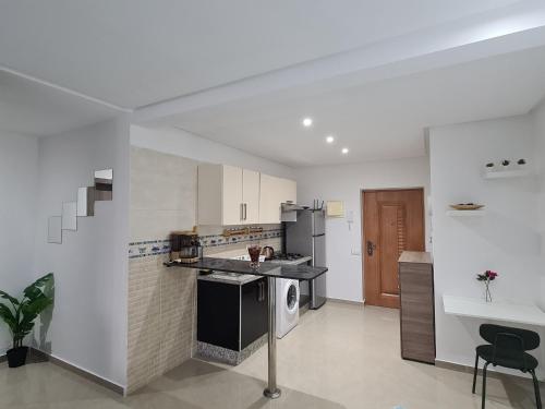 Kitchen, Charmant appartement en residence piscine in Cabo Negro