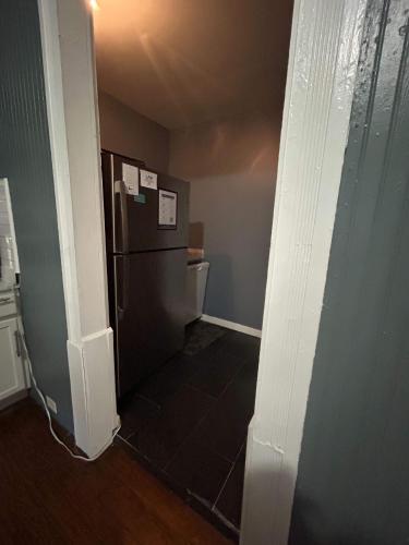 Pretty Peach Palace-Historic Mins to Downtown - image 9