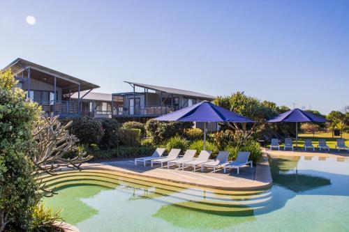 Serenity Diamond Beach (formerly Ramada Resort Diamond Beach)