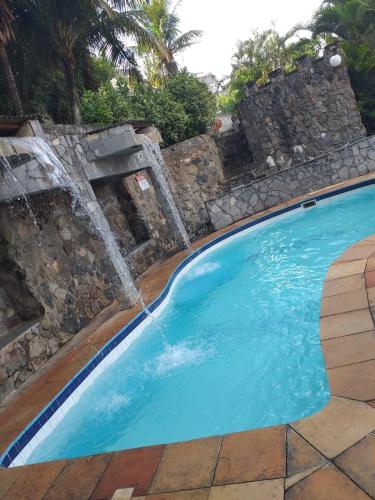 ESCAPE PARA O PARAISO, Casa Mobiliada com PISCINA e Salão de jogos, 300mt da PRAIA - Arraial do Cabo