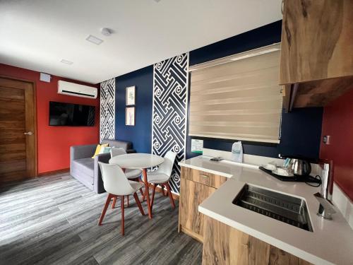 クルーソー キャビンズ コスタ アザレア