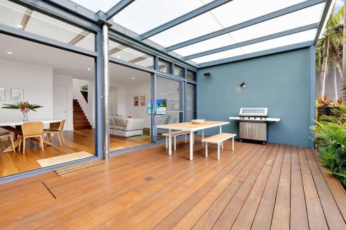 Fuller Holidays - Kiah 8 - Belongil Beach Byron Town with Pool, Byron Bay (foto 6)