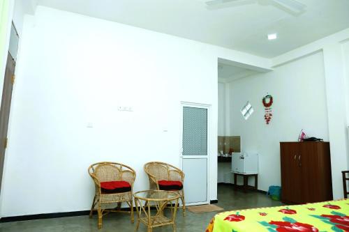 Deluxe Double Room image 9