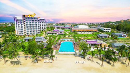 . TTC Van Phong Bay Resort - Himalaya Sauna & Steam Retreat Included