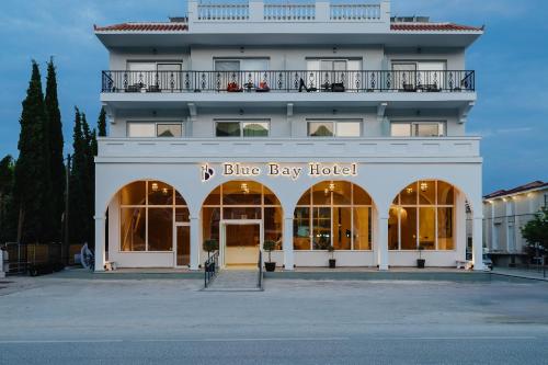 Hotelli välisilme, Blue Bay Hotel in Iraklitsa