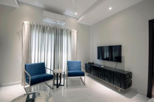 1 Bedroom Apartment in The Opus Luxury Residences Gulberg - image 9