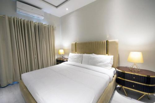 BNR - The Opus Residences 2-Bed Apartment Gulberg Lahore - image 6