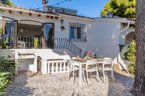  Bungalow Marquérite Moraira, 5 minutes from beach in Teulada