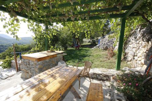 Villa Mario - with pool - image 2