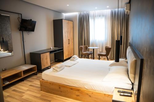 Center Boutique Hotel, Тирана