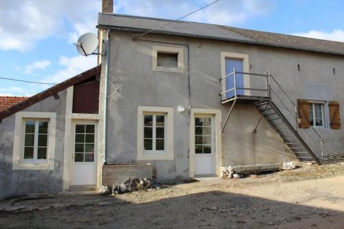 2 bedrooms, 4 beds