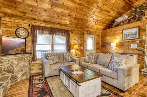 Lil Country Cabin #262 in Pigeon Forge, USA