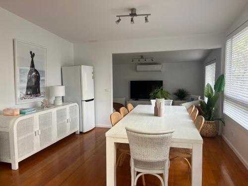 Casita Sorrento by Isla Tiempo Properties