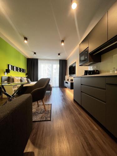 RH Suites 2