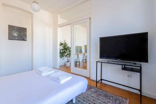 Bright Charming 1-Bed Home-Heart of Taksim! #365 - image 13