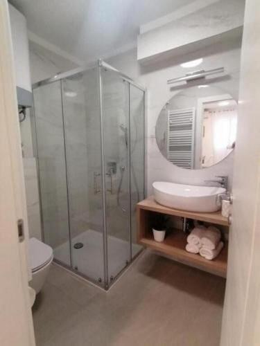 One-Bedroom apartment Standard image 3