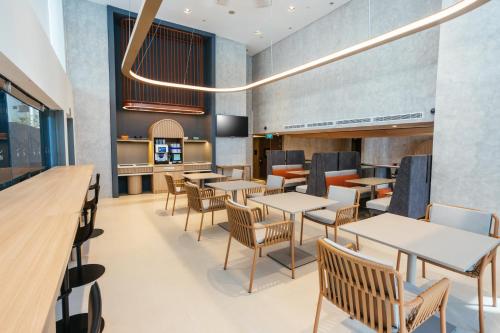 8 オン クレイモア サービス レジデンス6