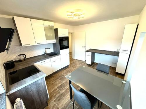 廚房, Schicke Wohnung Nähe Hannover TOP Anbindung WiFi (Schicke Wohnung Nahe Hannover TOP Anbindung WiFi) in 萊爾特