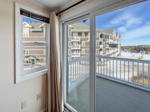 ML310 1BR 1BA WiFi Budget Friendly Next To Slopes in Snowshoe, USA