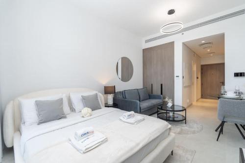 TOP Location and Work and Chill near Miracle Garden, Dubaï (photo 8)